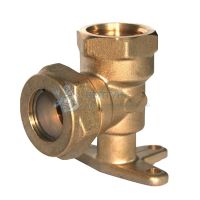 Уголок с креплением 15X1/2 ВР VER-PRO"