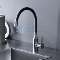 Кухонный смеситель с гибким изливом Dorff Logic D3007622