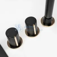 Смеситель на борт ванны REA ICON Black mat/GOLD REA-B3622